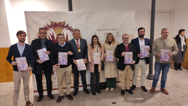La Semana Santa de Vélez - Málaga llega al comic y con fines de solidarios