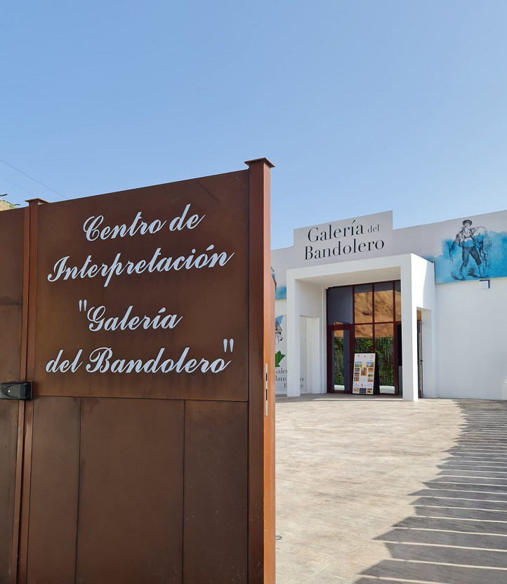 El Borge abre la mayor colección museística sobre bandolerismo andaluz 