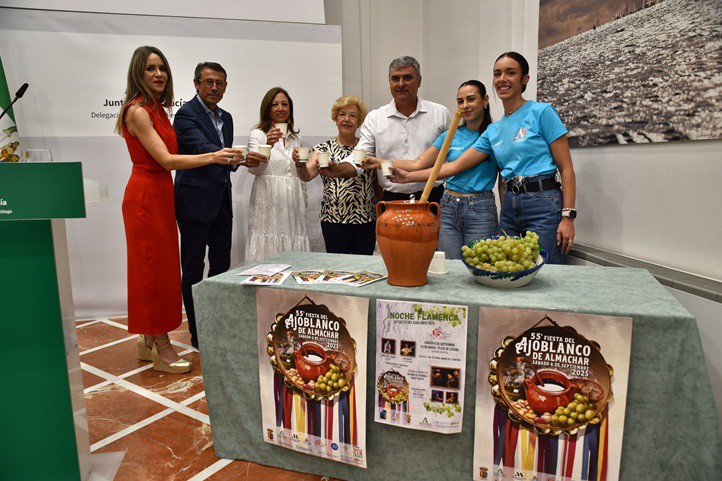 Almáchar se prepara para vivir la 55 edición de la Fiesta del Ajoblanco
