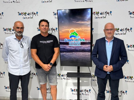 La Mancomunidad lleva a cabo el balizamiento en el litoral axárquico