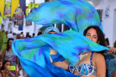 El Festival de las Tres Culturas vive su segunda jornada con Nieves Concostrina y el concierto de Miguel Campello
<p class=